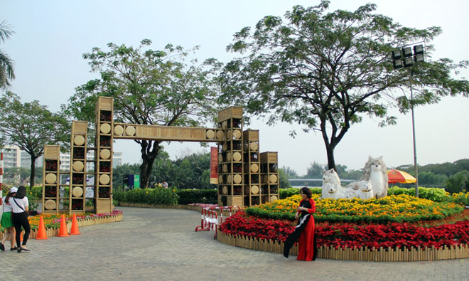 Hồn quê xuất hiện tại khu nhà giàu ở Sài Gòn ngày giáp Tết